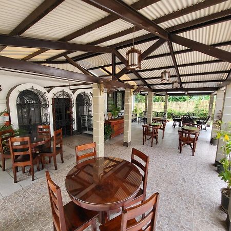 Ayahay Sa Matutina Hotel Puerto Princesa Kültér fotó