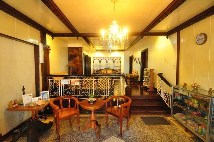 Ayahay Sa Matutina Hotel Puerto Princesa Kültér fotó